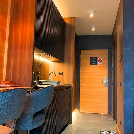 Woodside - Malo Jezero, Free Parking &