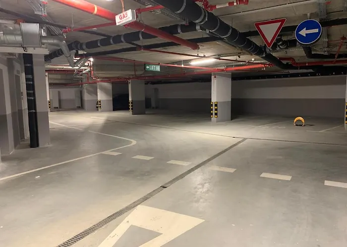 Woodside - Malo Jezero, Free Parking & Daire Kopaonik