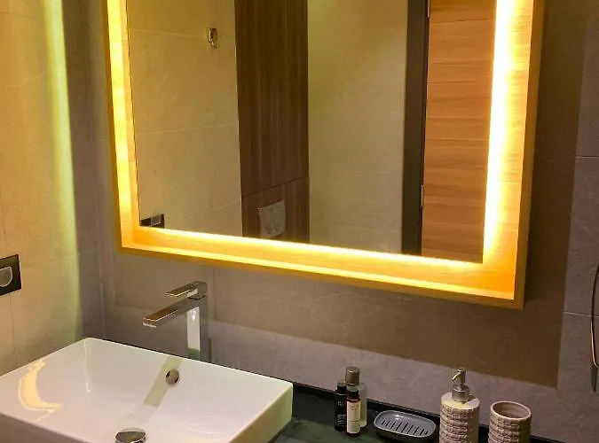 Woodside - Malo Jezero, Free Parking & Daire